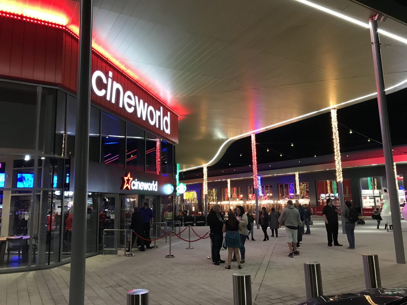 Il sistema Farrat AISS è stato integrato nella struttura in acciaio del nuovo cinema IMAX per garantire una qualità audio superiore.