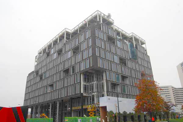 Completata la struttura in acciaio dell'ultimo edificio commerciale di King's Cross, il "Building S2".